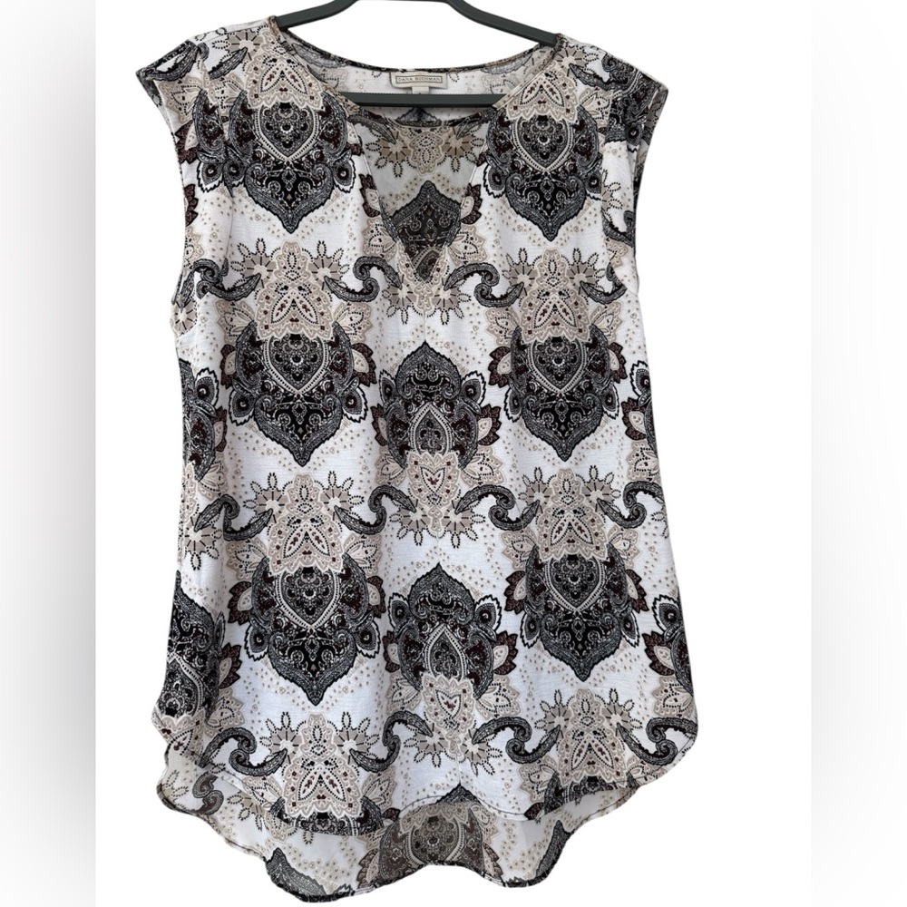 Dana Buchman top size Large.  Pit to pit 22” High low hem